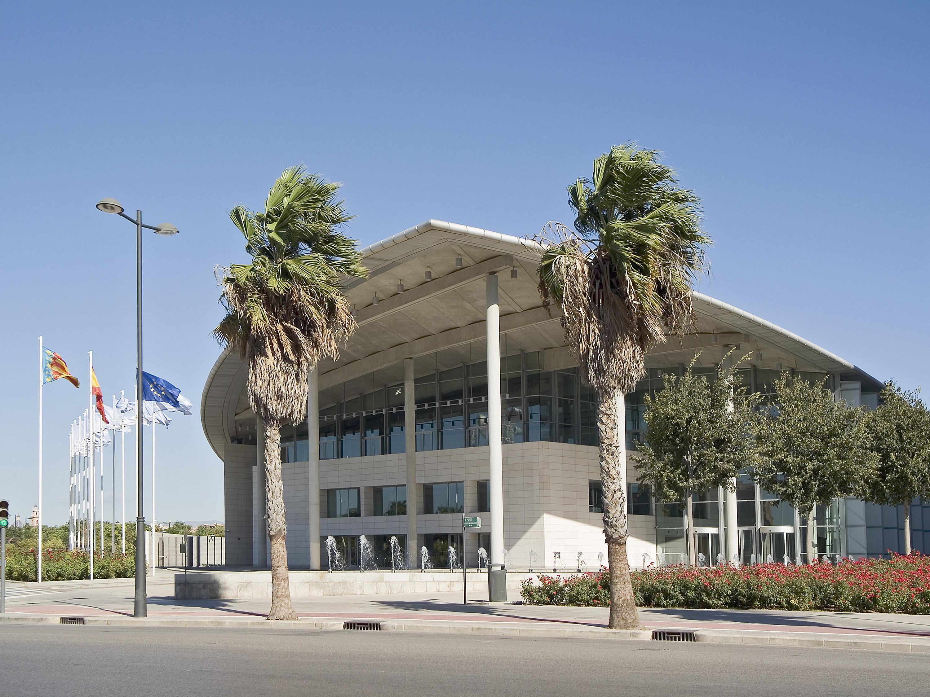 Ibis Budget Valencia Aeropuerto Manises Exterior photo